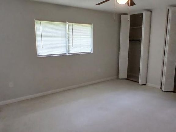 5th image of 4210 SW 5th Ave