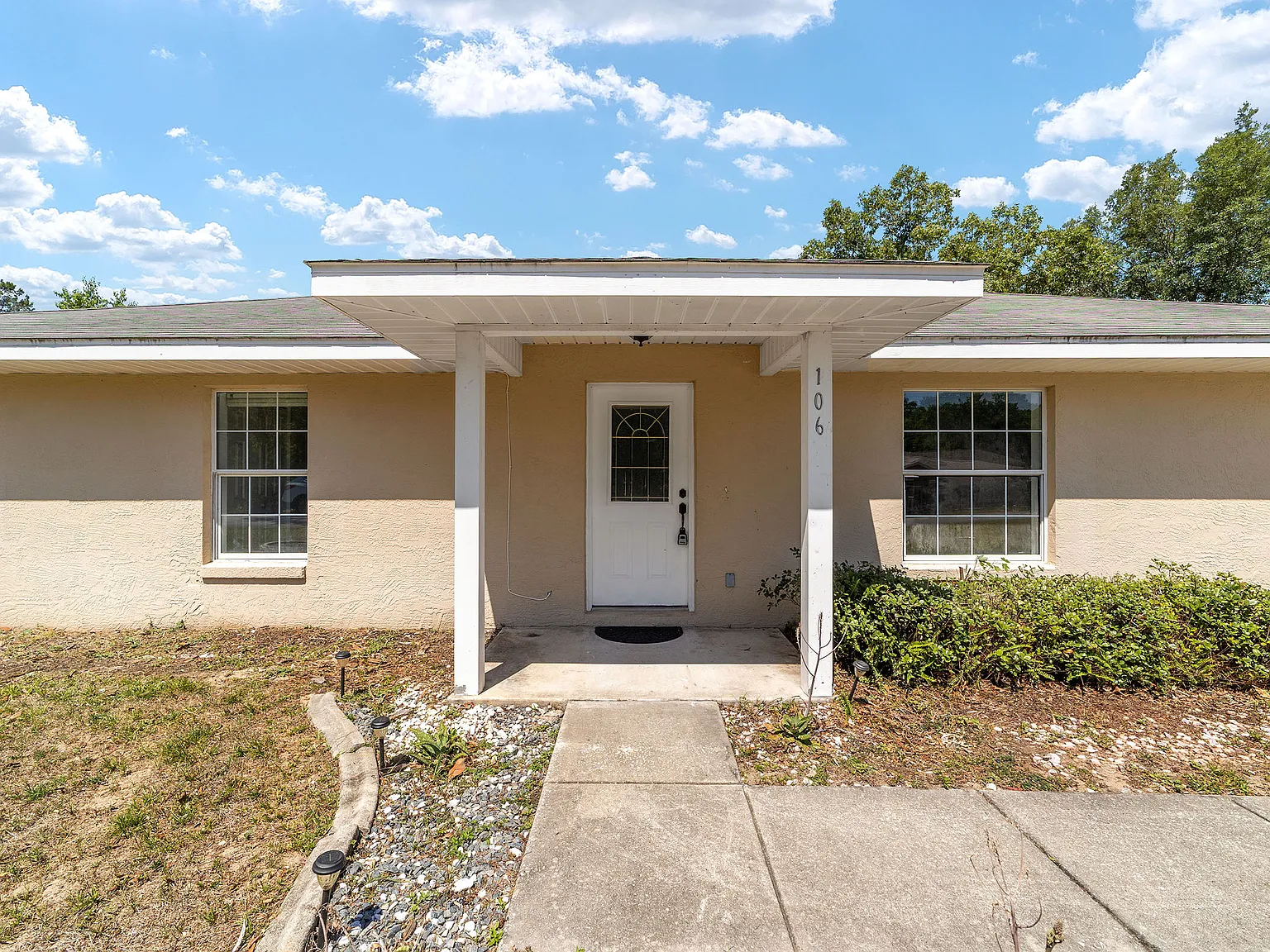 3 bed, 2.0 bath, 1412 sqft, $1,675 — Photo 2