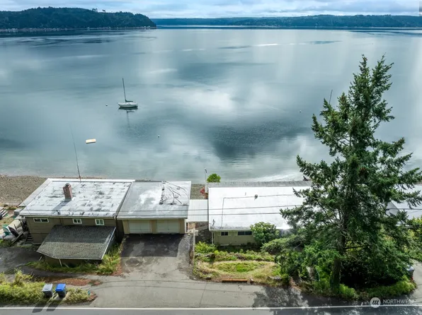 22690 N US Hwy 101, Hoodsport, WA 98548