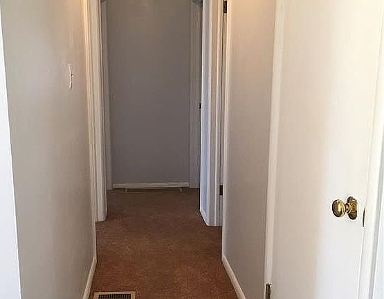 3rd image of 1825 S Fairlawn Ave