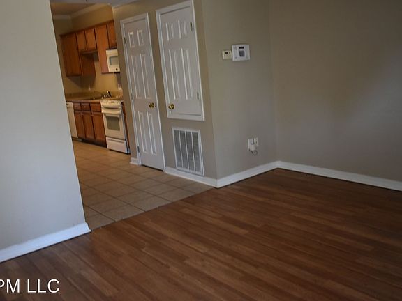 4th image of 201 N McGuire Ave APT H