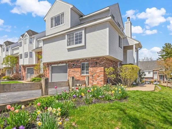 175 Tall Oaks Dr Unit F, Weymouth, MA 02190