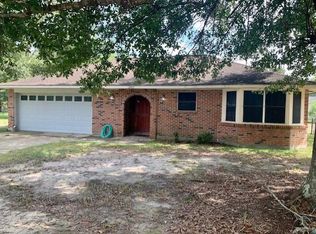 2405 Laura Dr, Picayune, MS 39466