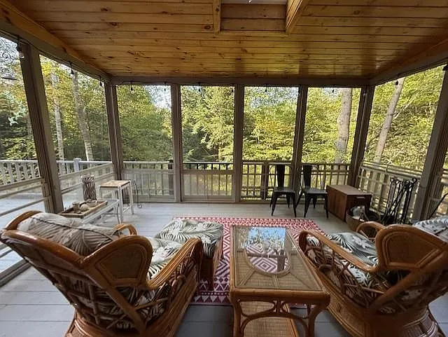 38 Pine Grove Rd — Photo 15