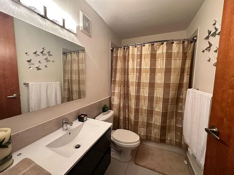 Cond Alamanda Apt 2074 — Photo 13
