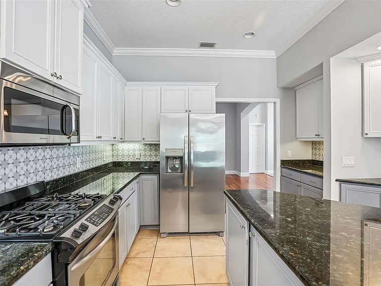 502 S Lincoln Ave — Photo 20