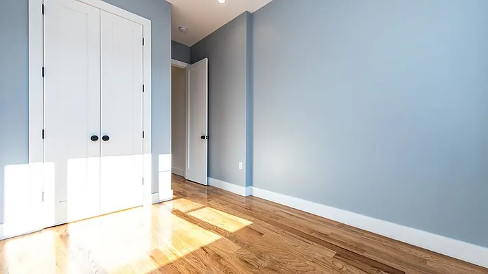 Rented by Nooklyn NYC LLC | media 19