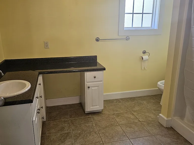 104 Finley Rd — Photo 16