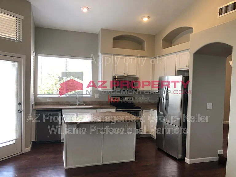20724 N 62nd Ave — Photo 3