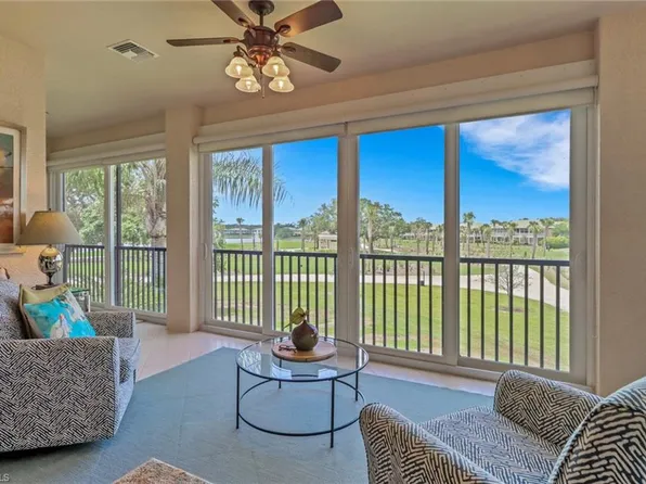 762 Regency Reserve CIR #2004, NAPLES, FL 34119