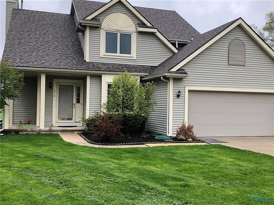 1st image of 818 Streamview Dr