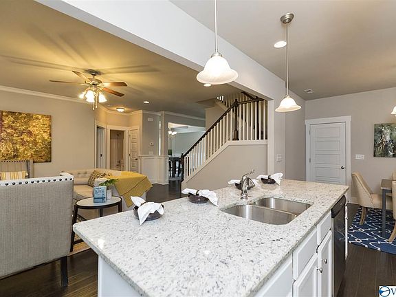 4th image of 803 Chesire Cove Ln