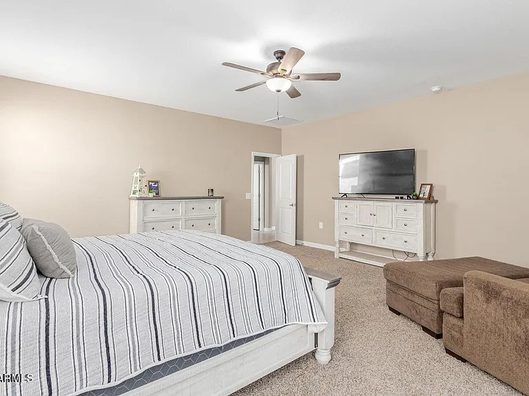 30916 W Verde Ln — Photo 13