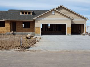 3313 Gary Ave, Dodge City, KS 67801