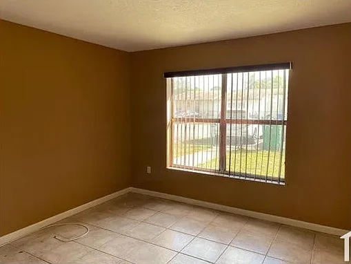 2 bed, 962 sqft, $2,600 — Photo 2