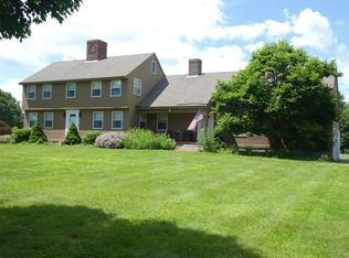 10 Valley View Dr, Gorham, ME 04038