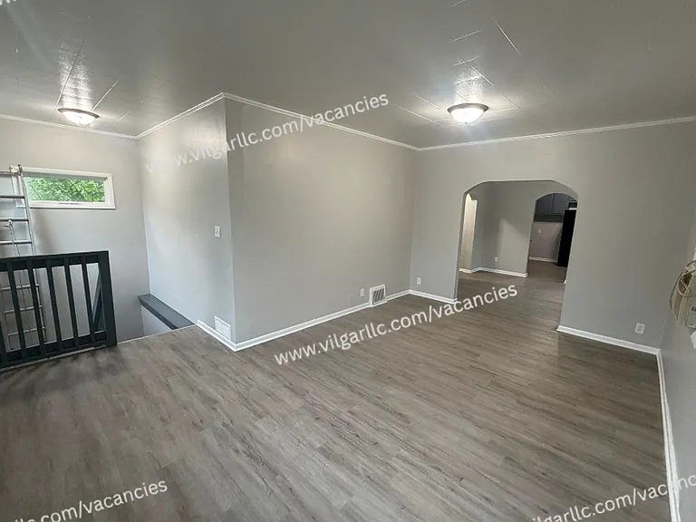 4200 Jefferson St — Photo 8