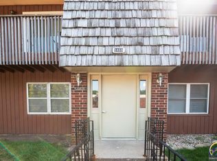 5468 SW 12th Ter APT 4, Topeka, KS 66604