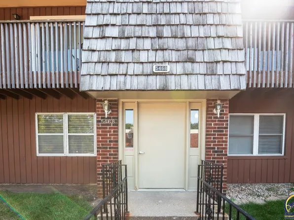 5468 SW 12th Ter APT 4, Topeka, KS 66604
