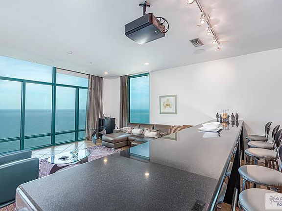 3rd image of 310A Padre Blvd