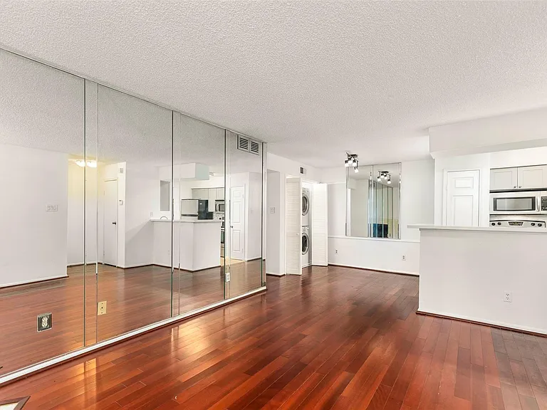 12550 Whittington Dr #704 — Photo 4