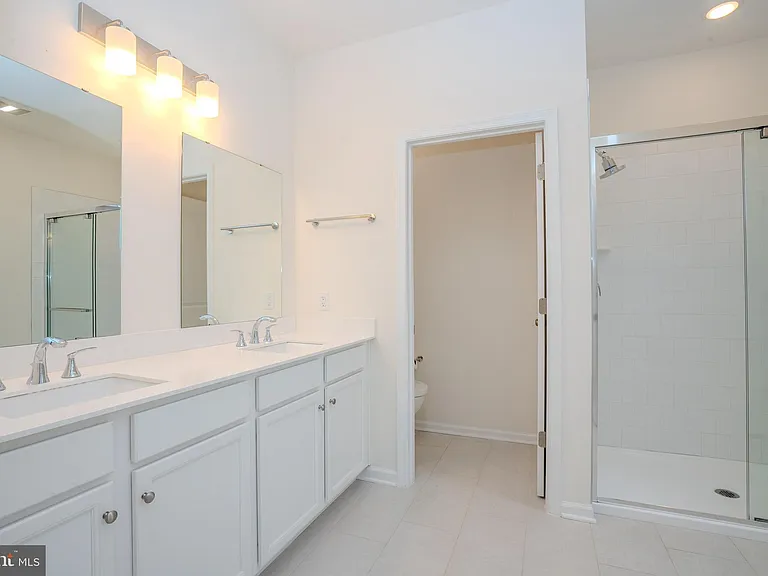 2601 American Pl — Photo 25