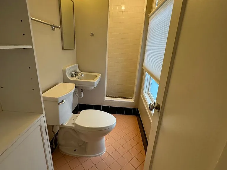 Zhan01 - NW Everett — Photo 28