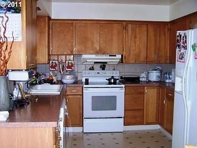 2nd image of 2925 SE 164th Ave