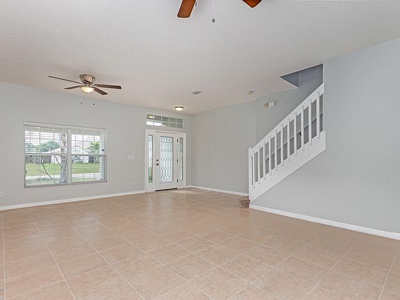 3rd image of 581 Dinner St NE