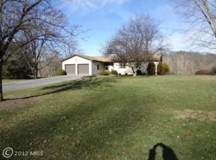 463 Forest View Rd, Edinburg, VA 22824