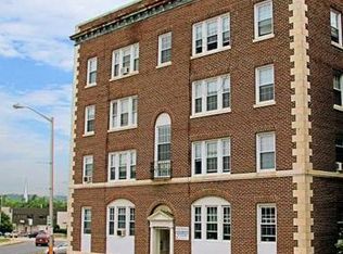 36 Chestnut St APT 4, Worcester, MA 01609