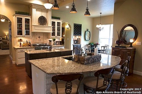 4th image of 1408 Woodland Ct