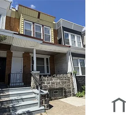 2090 Kingston St — Photo 1