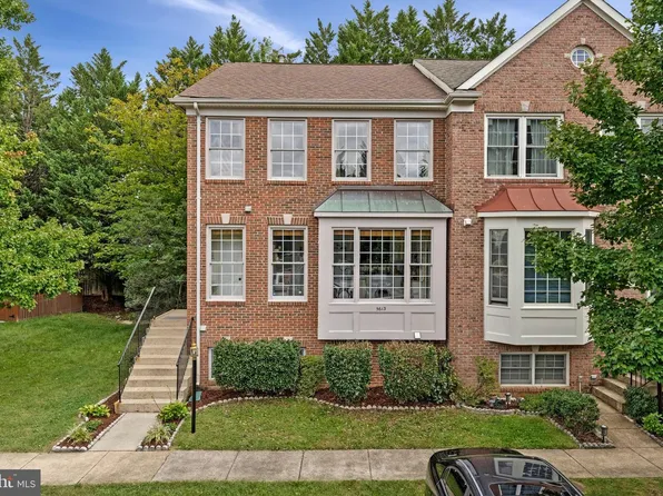 5613 Brookland Ct, Alexandria, VA 22310