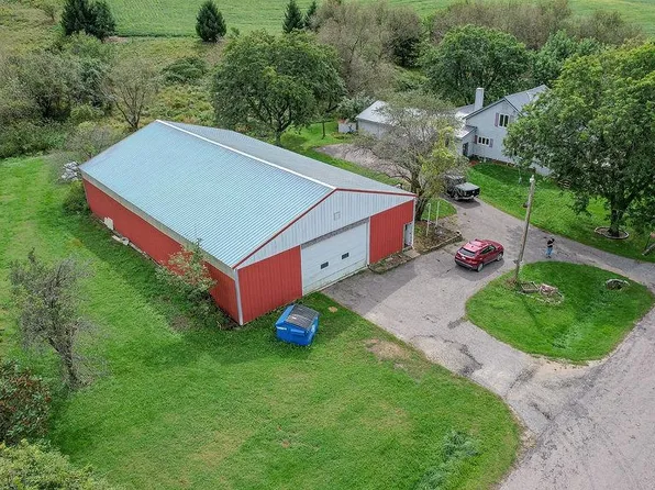 29574 Outlook Rd, Elroy, WI 53929
