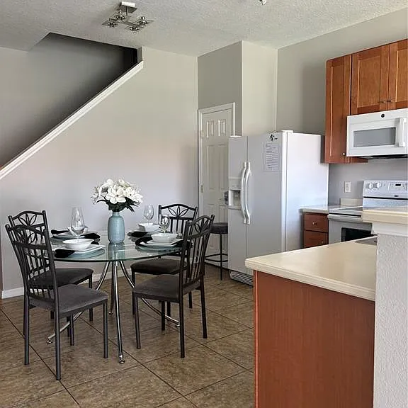 5479 Paradise Cay Cir — Photo 4