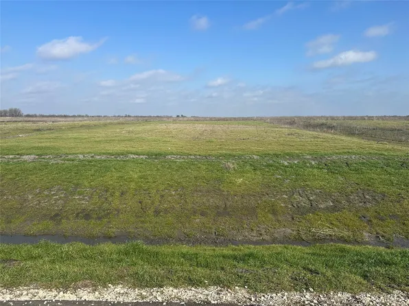 2076 County Road 2162, Caddo Mills, TX 75135