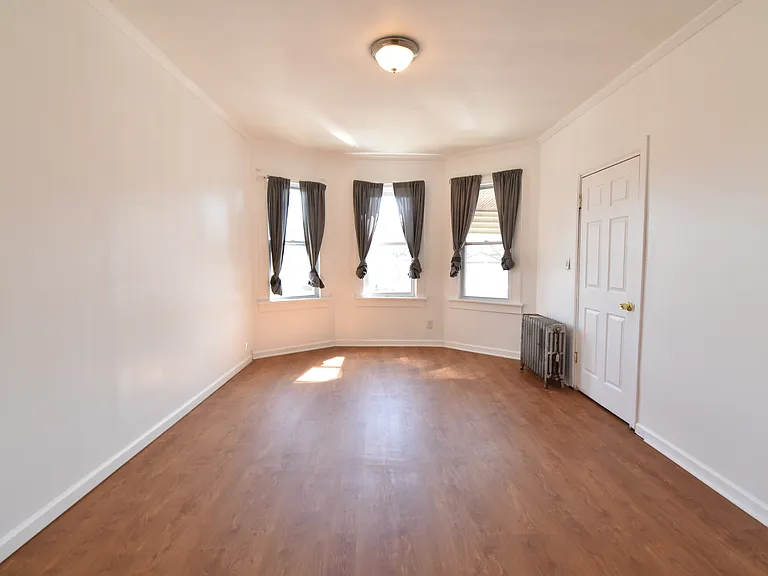 94 Grant St #2 — Photo 1