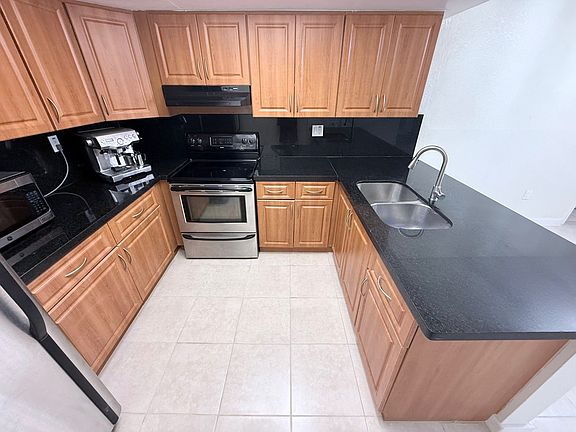 2nd image of 10861 NW 7th St APT 11-19