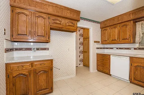 3863 Lamb Dr — Photo 31
