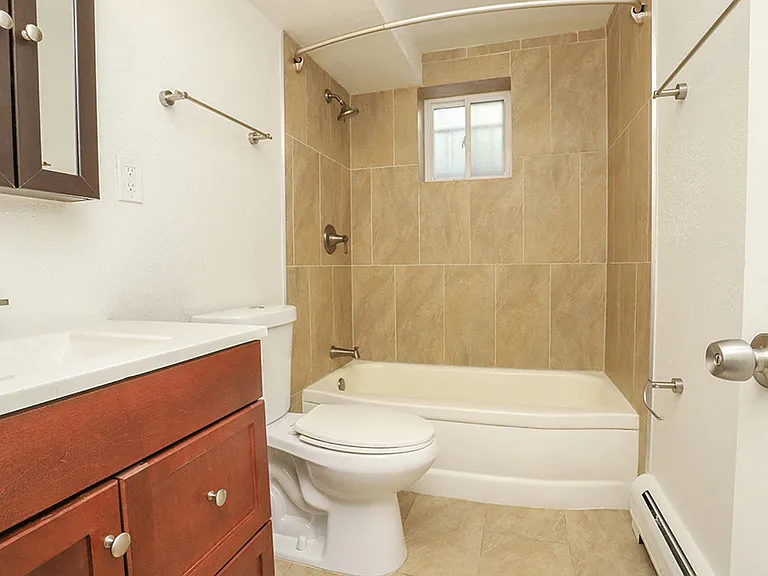 1536 Williams St — Photo 19