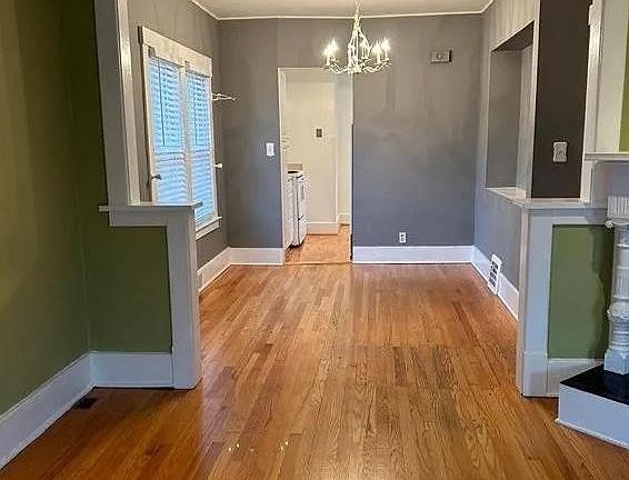 2nd image of 1424 Smith Ave