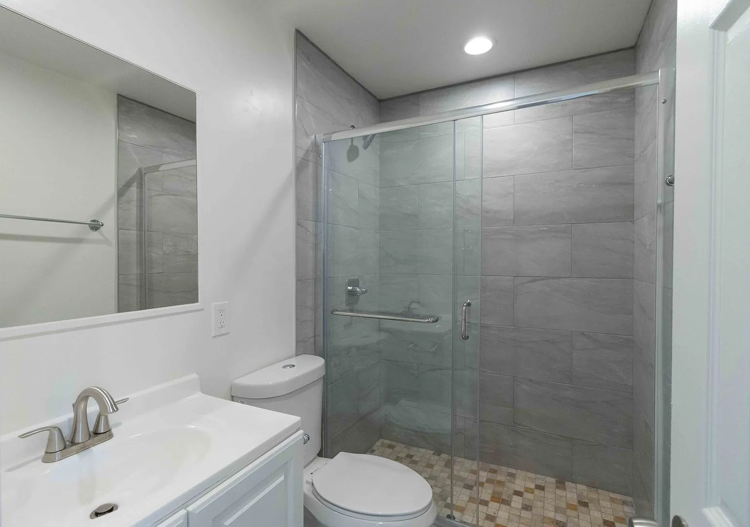 Garfield Apartments — Photo 1