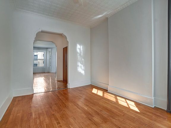 5th image of 264 Gates Ave Floor 3