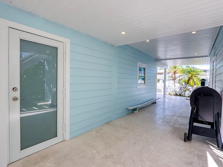214 Aberdeen Ct — Photo 46