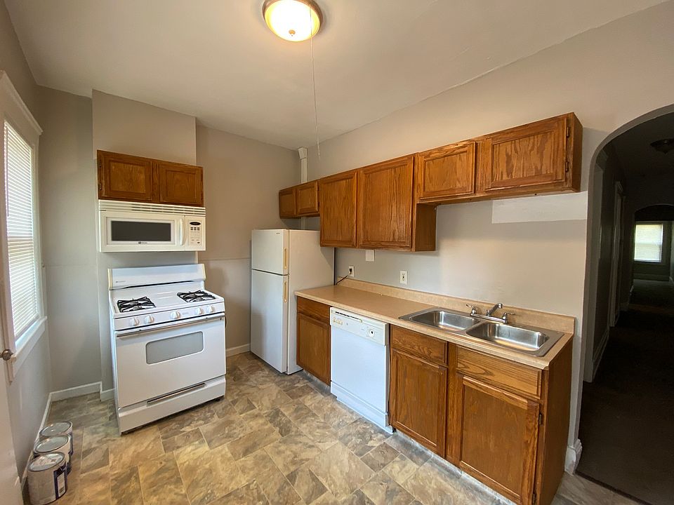 1st image of 1355 W 116th St APT 1