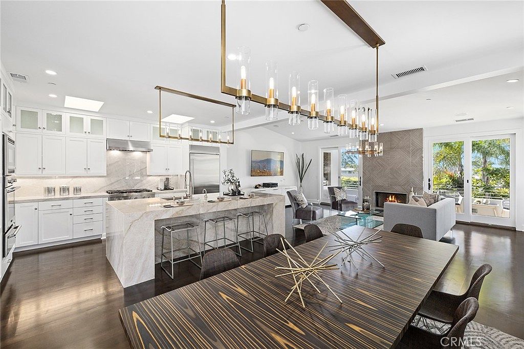 444 Morning Canyon Rd, Corona Del Mar, CA 92625 | MLS #NP24042440 | Zillow