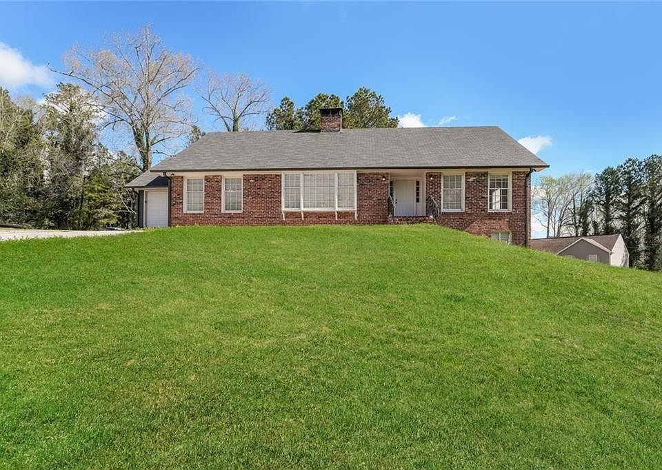 1st image of 3622 Woods Dr
