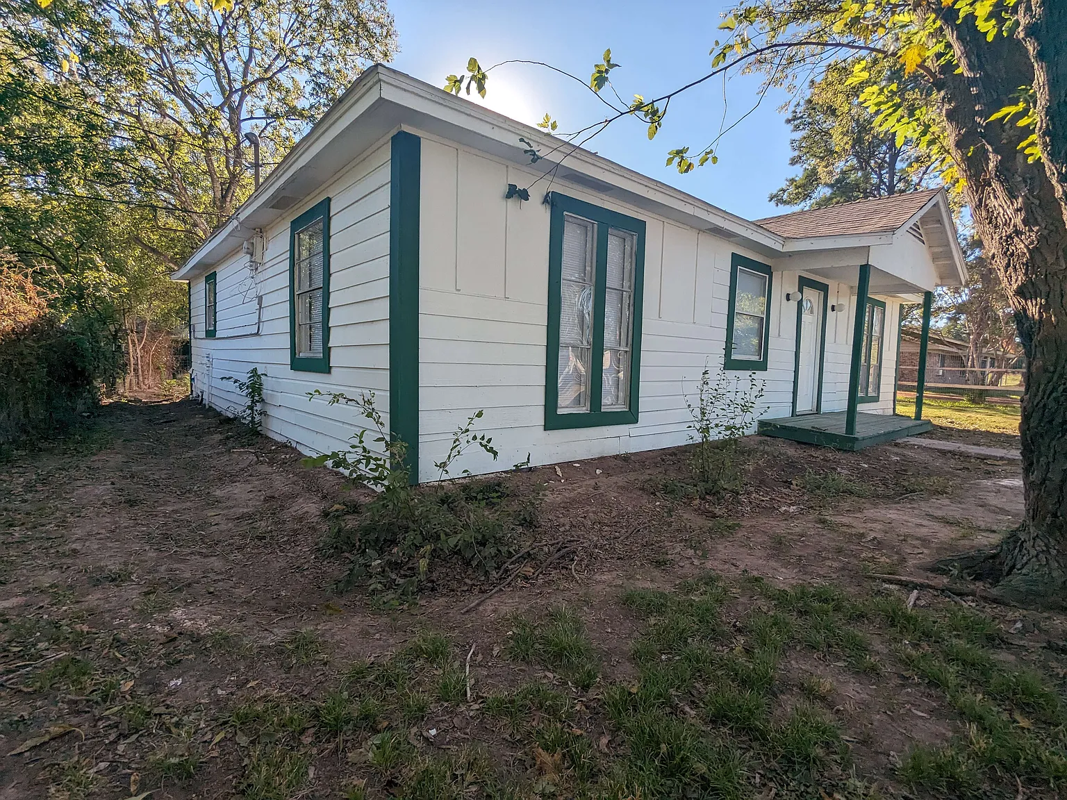 4 bed, 1.5 bath, 1700 sqft, $1,195 — Photo 3