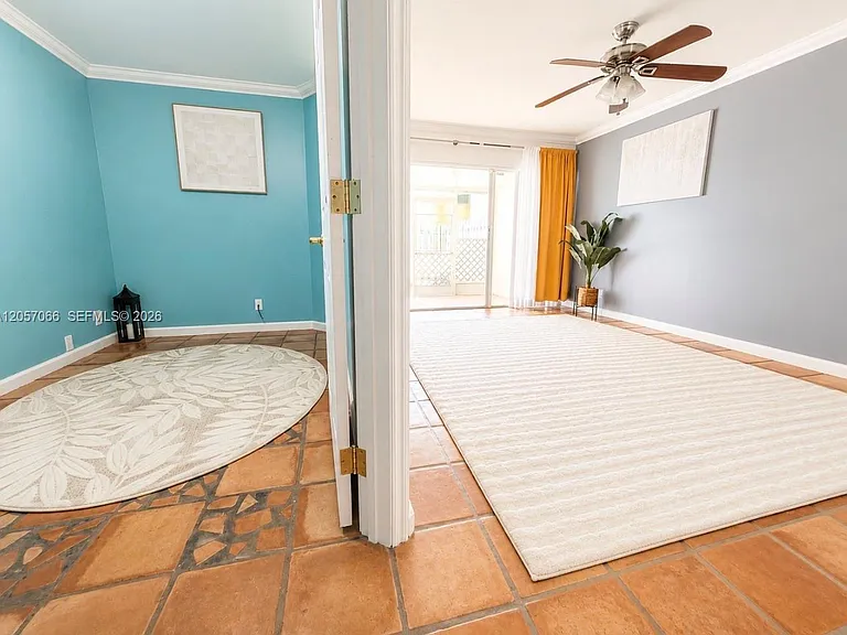 773 Crystal Lake Dr #773 — Photo 4